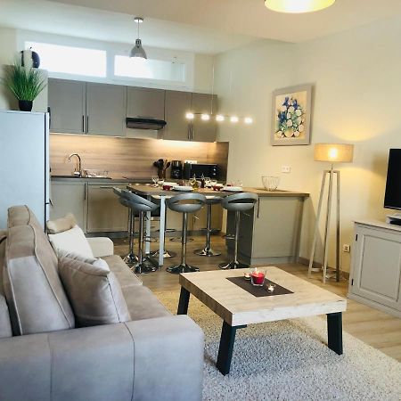Les Volets Rouges Apartman Cavaillon Kültér fotó