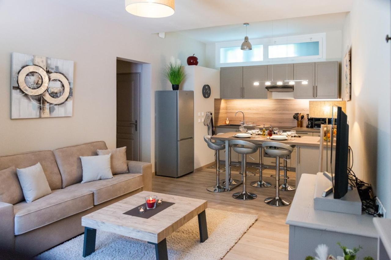 Les Volets Rouges Apartman Cavaillon Kültér fotó