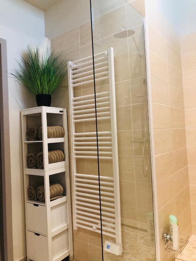 Les Volets Rouges Apartman Cavaillon Kültér fotó